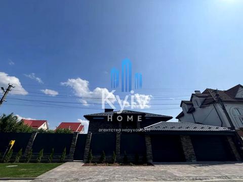 будинок за адресою Соборна вул. ()