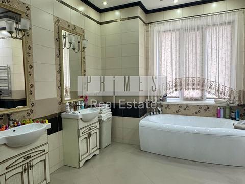 будинок за адресою Суворова вул.