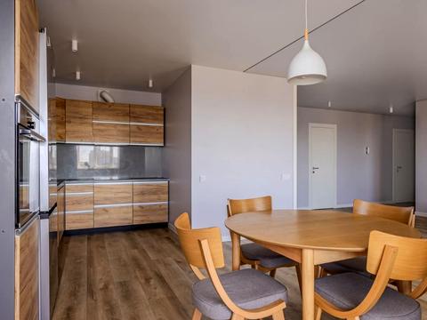 квартира за адресою Центральна вул., 1