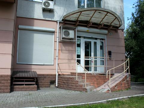коммерческая по адресу Николая Амосова ул., 4