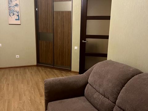квартира за адресою Срібнокільська вул., 1