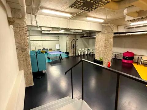 коммерческая по адресу Зоологическая ул., 5