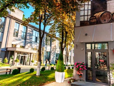 комерційна за адресою Польова вул., 21