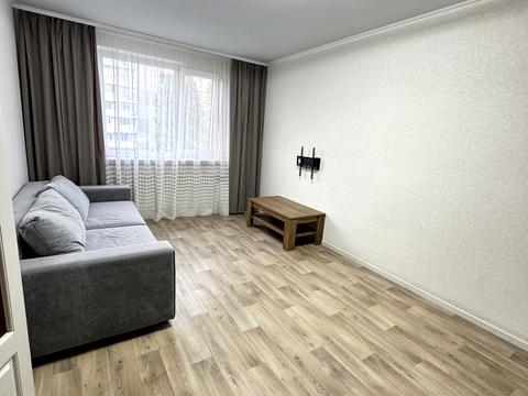 квартира за адресою Метробудівників вул., 42