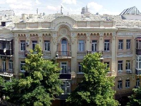 квартира по адресу Лисенка ул., 1