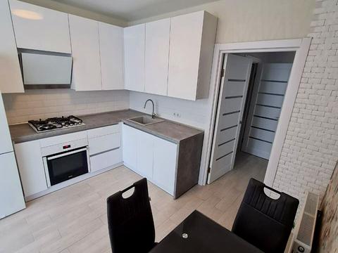 квартира по адресу Володимирська ул., 1