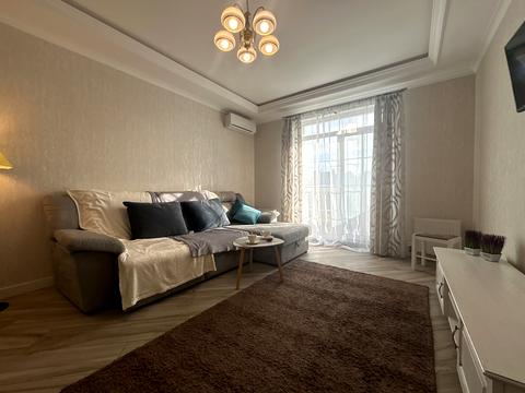 квартира за адресою Київ, Дмитра Луценка вул. (Крейсера "Аврора"), 6