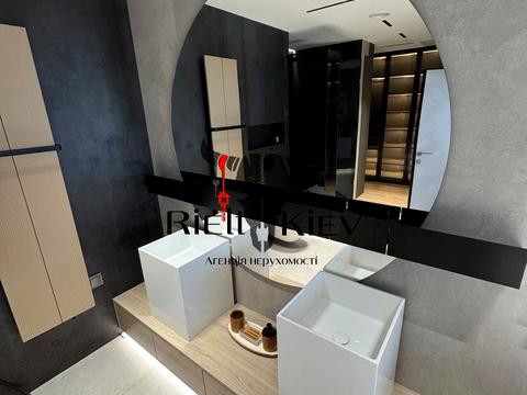 квартира за адресою Трускавецька вул., 8