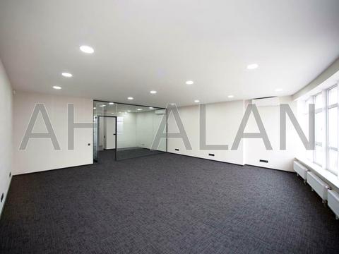 комерційна за адресою Кловський узвіз, 7a