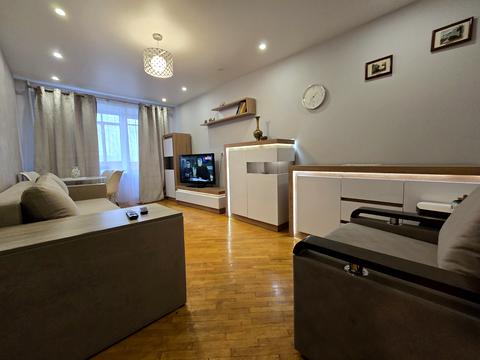 квартира за адресою Карпатська вул., 14