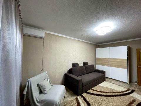 квартира за адресою Ревуцького вул., 4