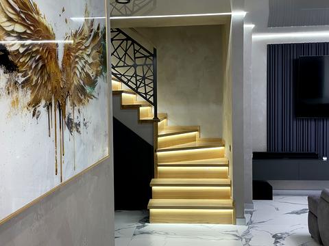 будинок за адресою Захисників Маріуполя вул. (Костромська)