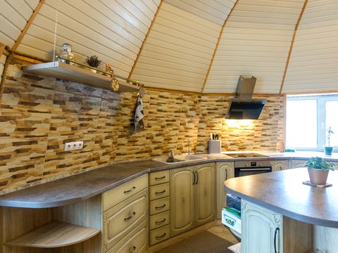 дом по адресу Жовтнева