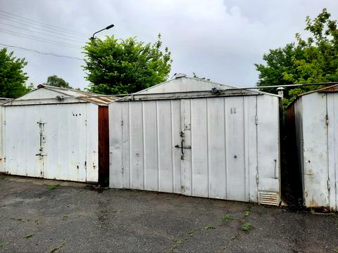 комерційна за адресою вул.В.Пугачова