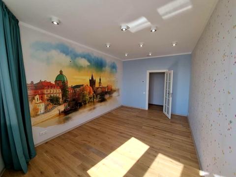 комерційна за адресою Раїси Окіпної вул., 10-А