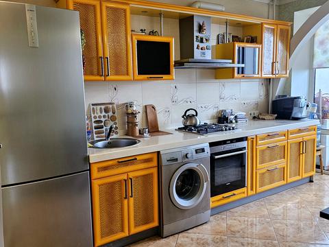 квартира за адресою Старицького вул., 20