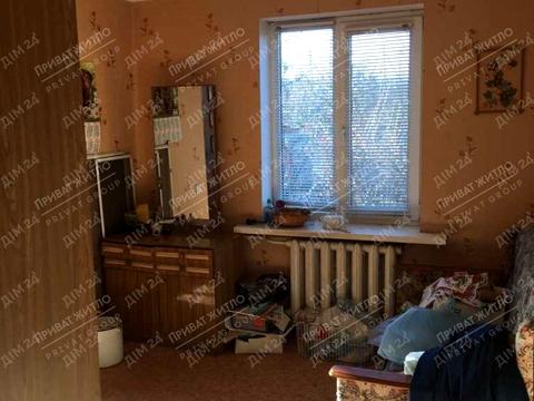 будинок за адресою Центральна, 1