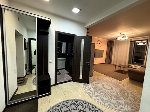 квартира за адресою Дніпровська набережна вул., 14-А