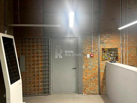 комерційна за адресою проспект Степана Бандери, 28а
