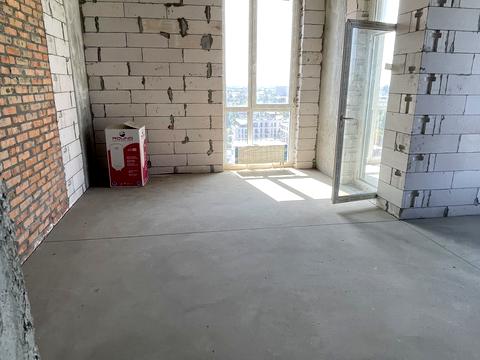 квартира за адресою Салютна вул., 2к21