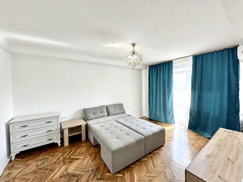 квартира за адресою Саксаганського вул., 88