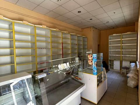 коммерческая по адресу Коновальца ул. (Энгельса), 70