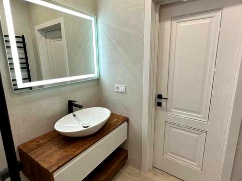 квартира за адресою Євгена Коновальця вул., 37-А