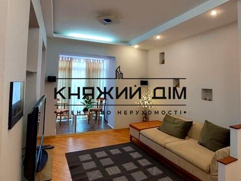 квартира за адресою Круглоуніверситетська вул., 13