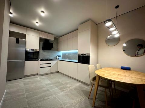 квартира за адресою Роксоляни вул., 33а