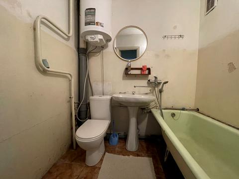 квартира за адресою Володимира Залозецького пров. (Донський), 79