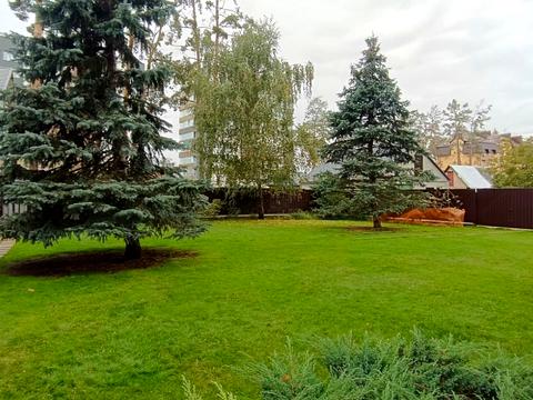 будинок за адресою 10-та Лінія вул.