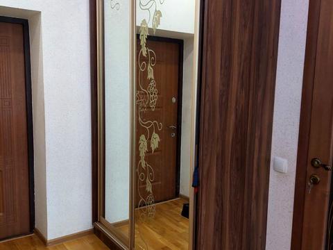 квартира за адресою Олександра Довженка вул., 2