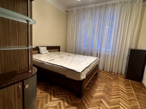 квартира за адресою Небесної сотні, 12