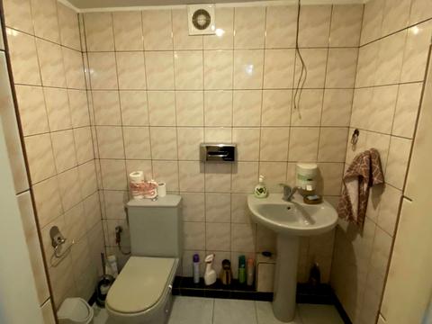 комерційна за адресою Джона Маккейна вул. (Івана Кудрі), 9