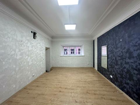 комерційна за адресою Соборна вул., 35