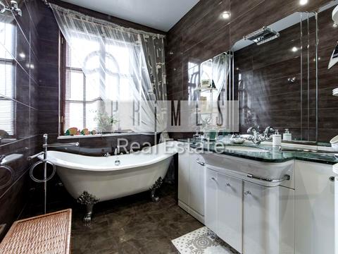 будинок за адресою Молодіжна вул. (леніна)