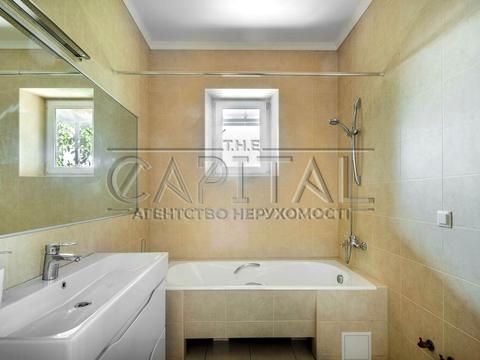 комерційна за адресою Сорочинська вул., 8