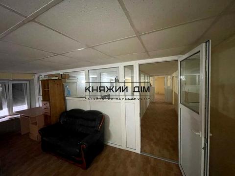 комерційна за адресою Михайла Донця вул., 19