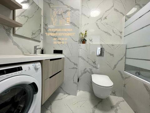 квартира за адресою Дніпровська набережна вул., 20-А