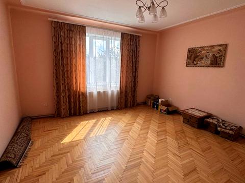 дом по адресу Грушевського