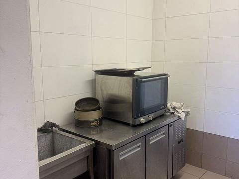 комерційна за адресою Бережанська вул., 12-Б