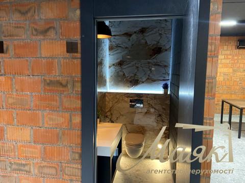 комерційна за адресою Джона Маккейна вул. (Івана Кудрі), 1