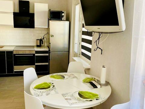 квартира за адресою Софії Русової вул., 3-В