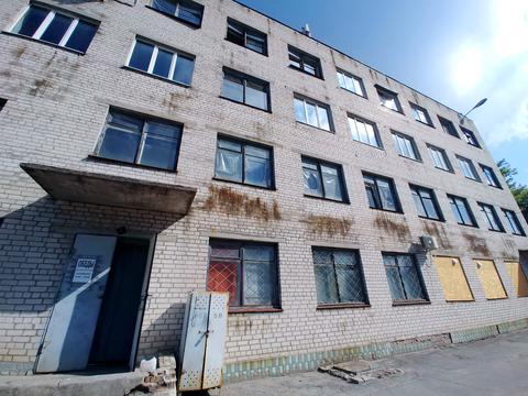 комерційна за адресою пр. Праці, 2