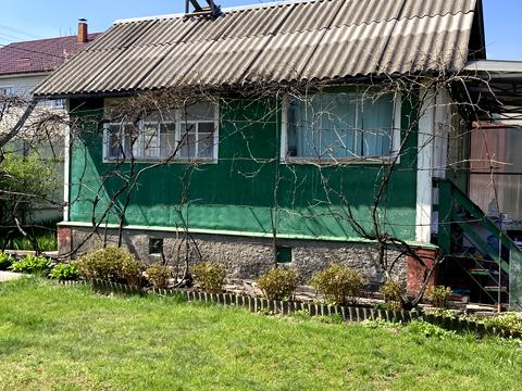 будинок за адресою Вишнева 5