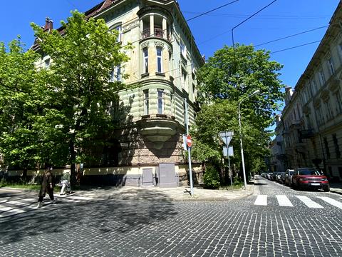 квартира за адресою Івана Вакарчука вул., 12