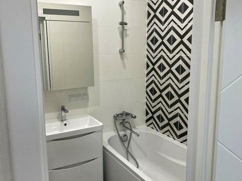 квартира за адресою Дніпровська набережна вул., 16-Г