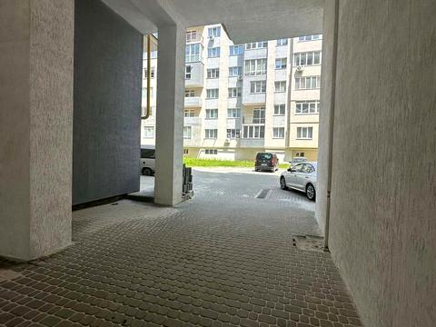 коммерческая по адресу Бережанская ул., 18