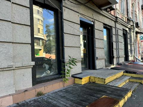 коммерческая по адресу Саксаганского ул., 51/87