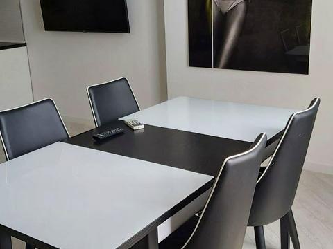 квартира за адресою Євгена Коновальця вул. (Щорса), 44-А